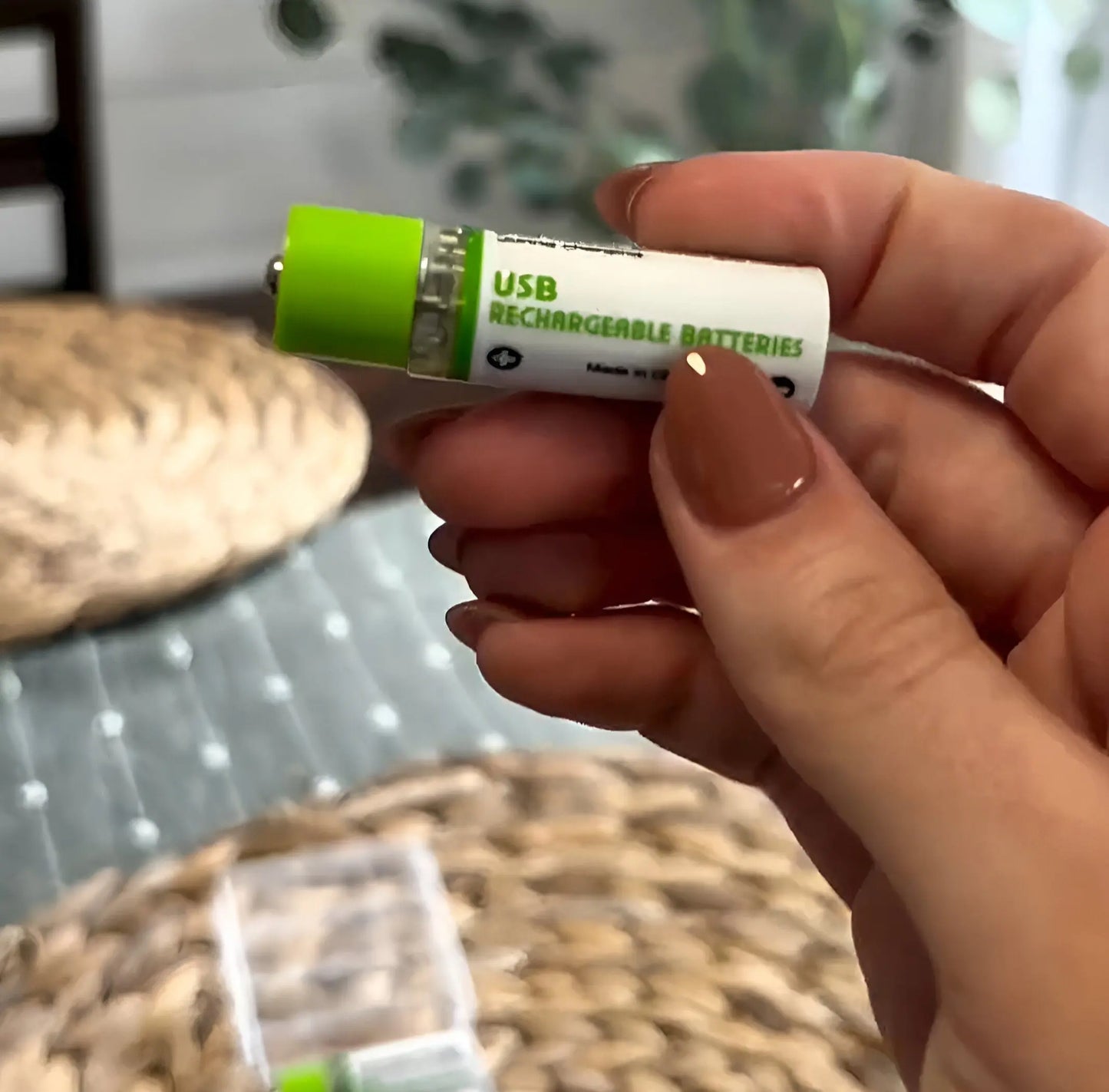 ReChargeable EcoBattery (4pcs) Avoxzy